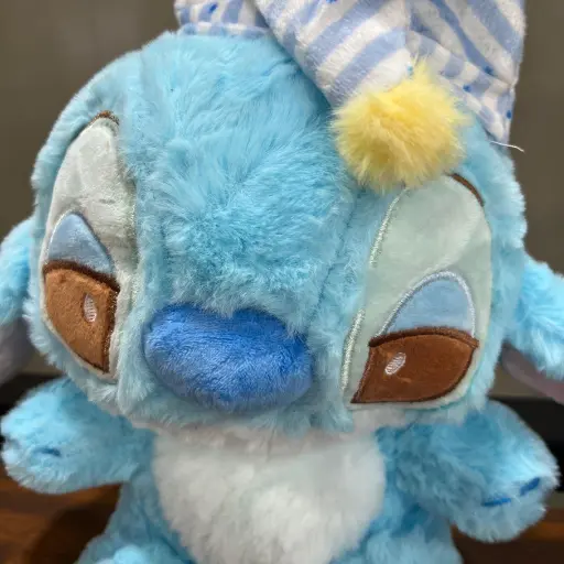 Peluche stitch con gorro 